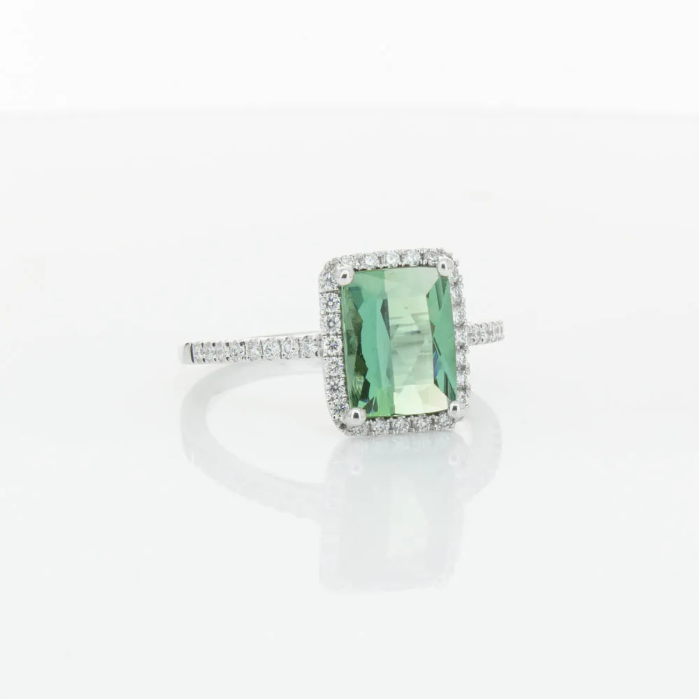 18ct White Gold Green Tourmaline & Diamond Ring