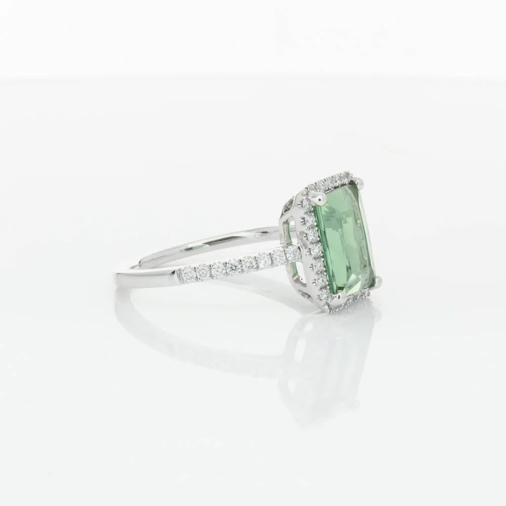 18ct White Gold Green Tourmaline & Diamond Ring