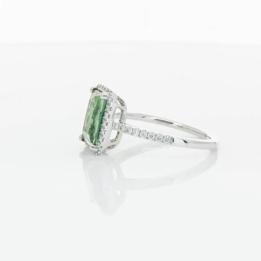 18ct White Gold Green Tourmaline & Diamond Ring