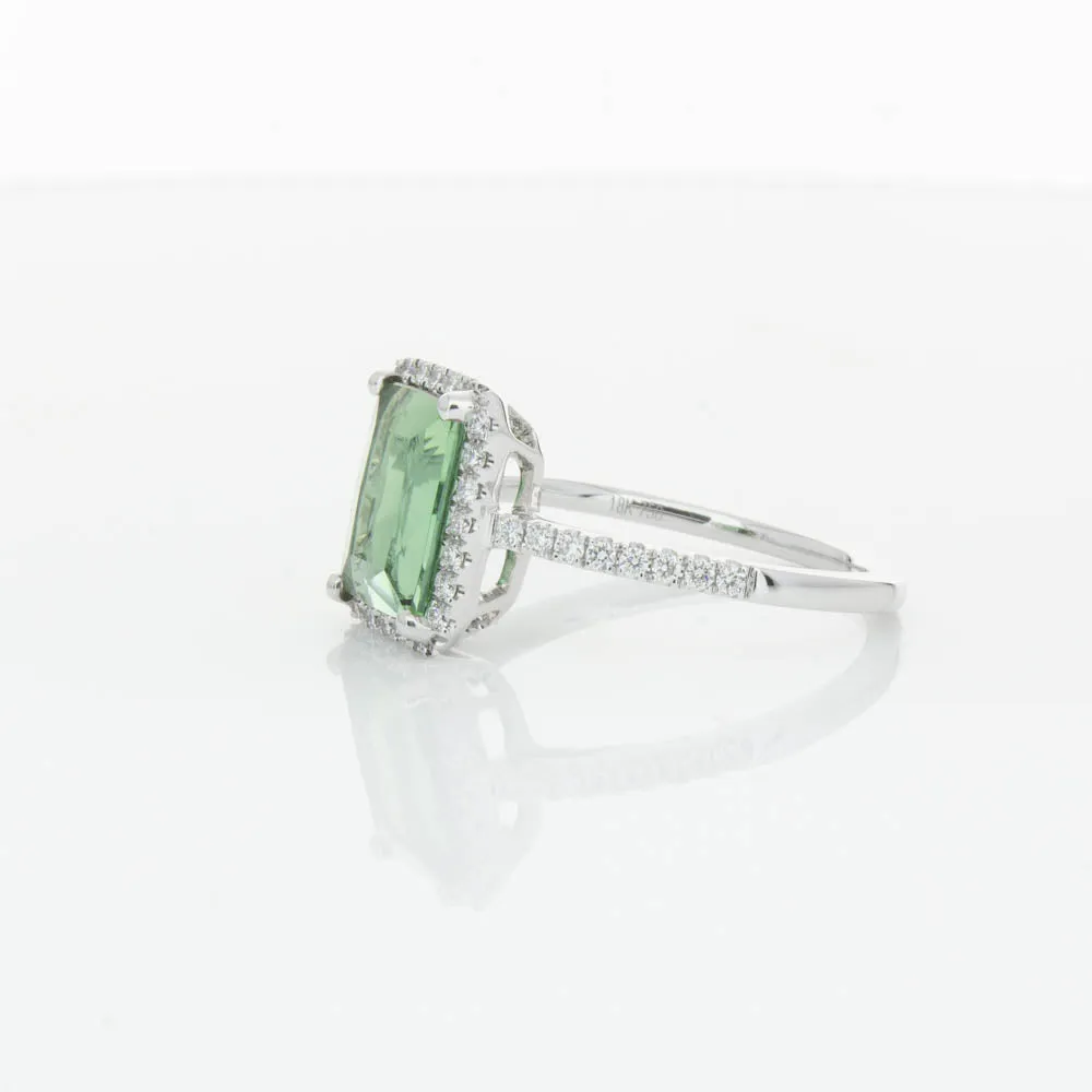 18ct White Gold Green Tourmaline & Diamond Ring