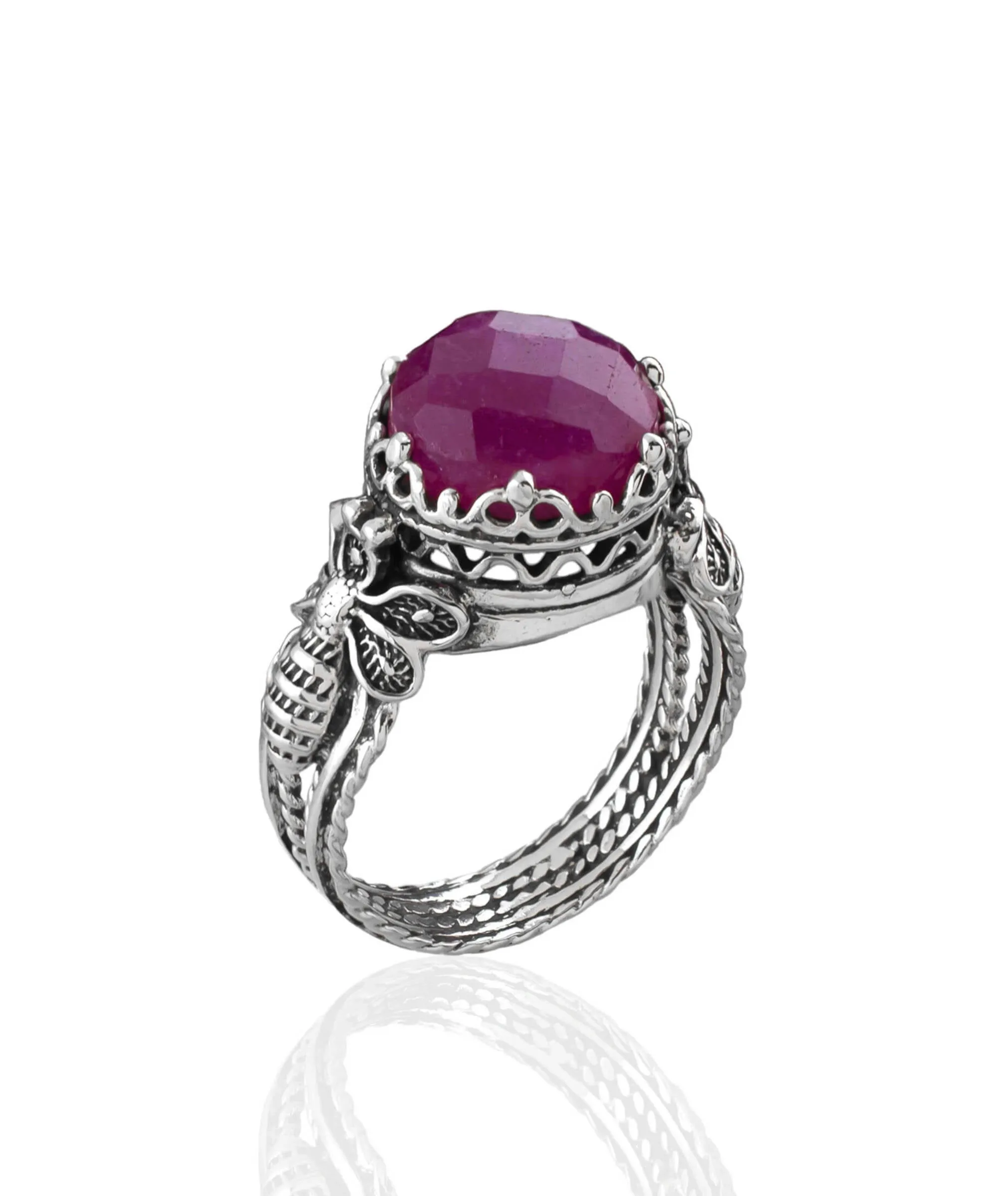 Bee Detailed Ruby Corundum Gemstone Filigree Art Women Silver Cocktail