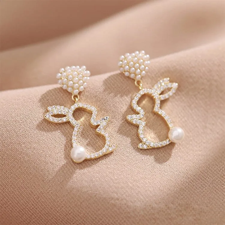 Charming Dangling Pearl Heart Rabbit Earrings