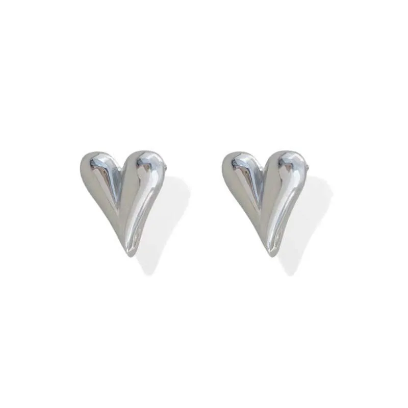 Charming Heartbeat Stud Earrings