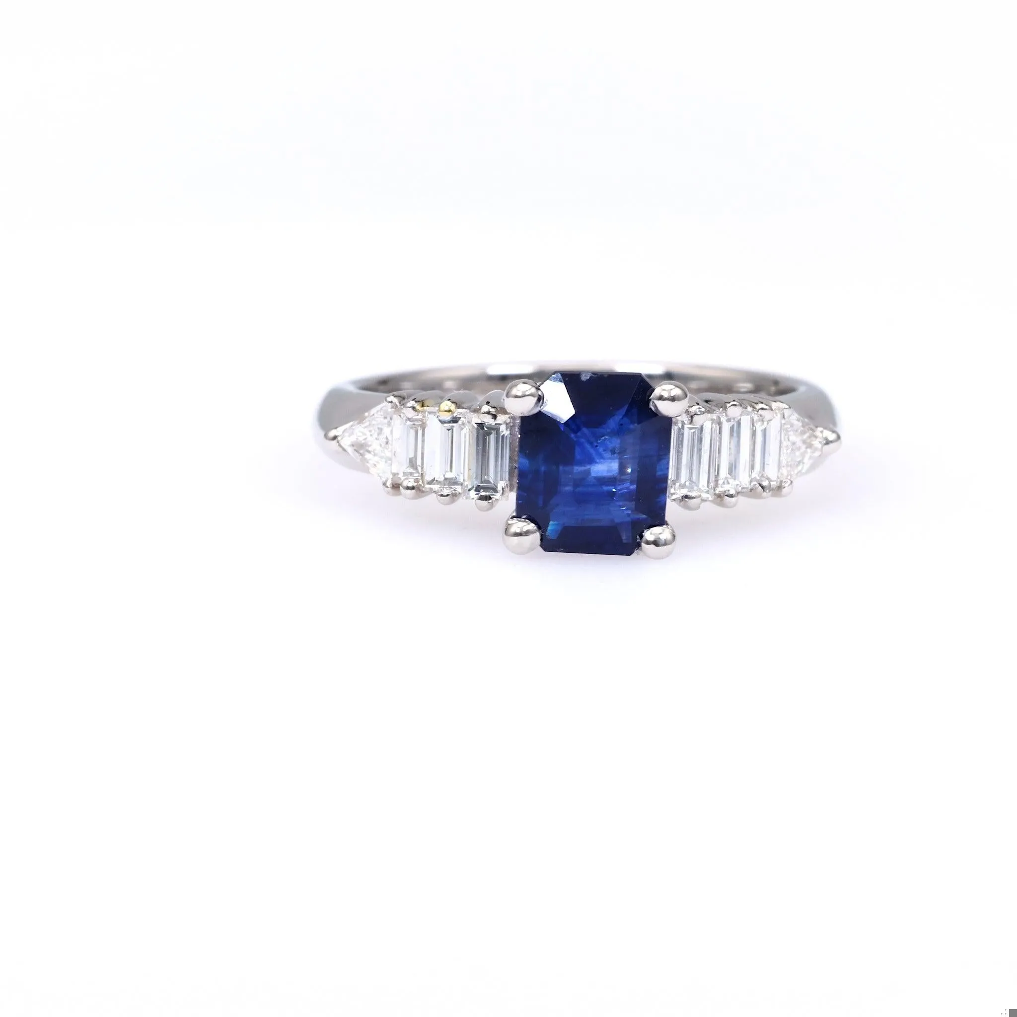 GIA 0.97 Carat Ceylon Sapphire Diamond Platinum Ring