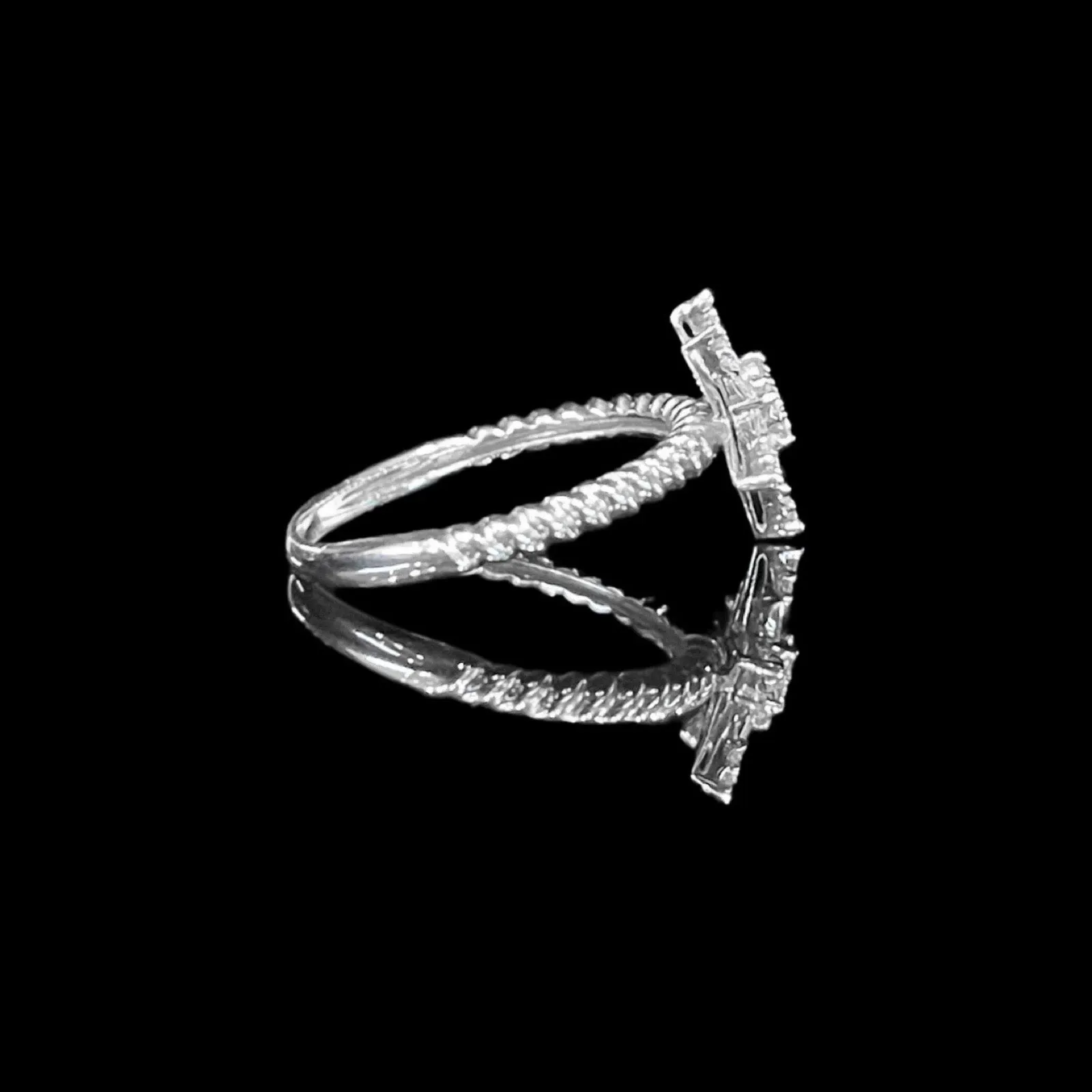 #LVNA2024 | Classic Star Deco Diamond Ring 14kt