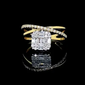 PREORDER | Golden Square Crossover Diamond Ring 14kt