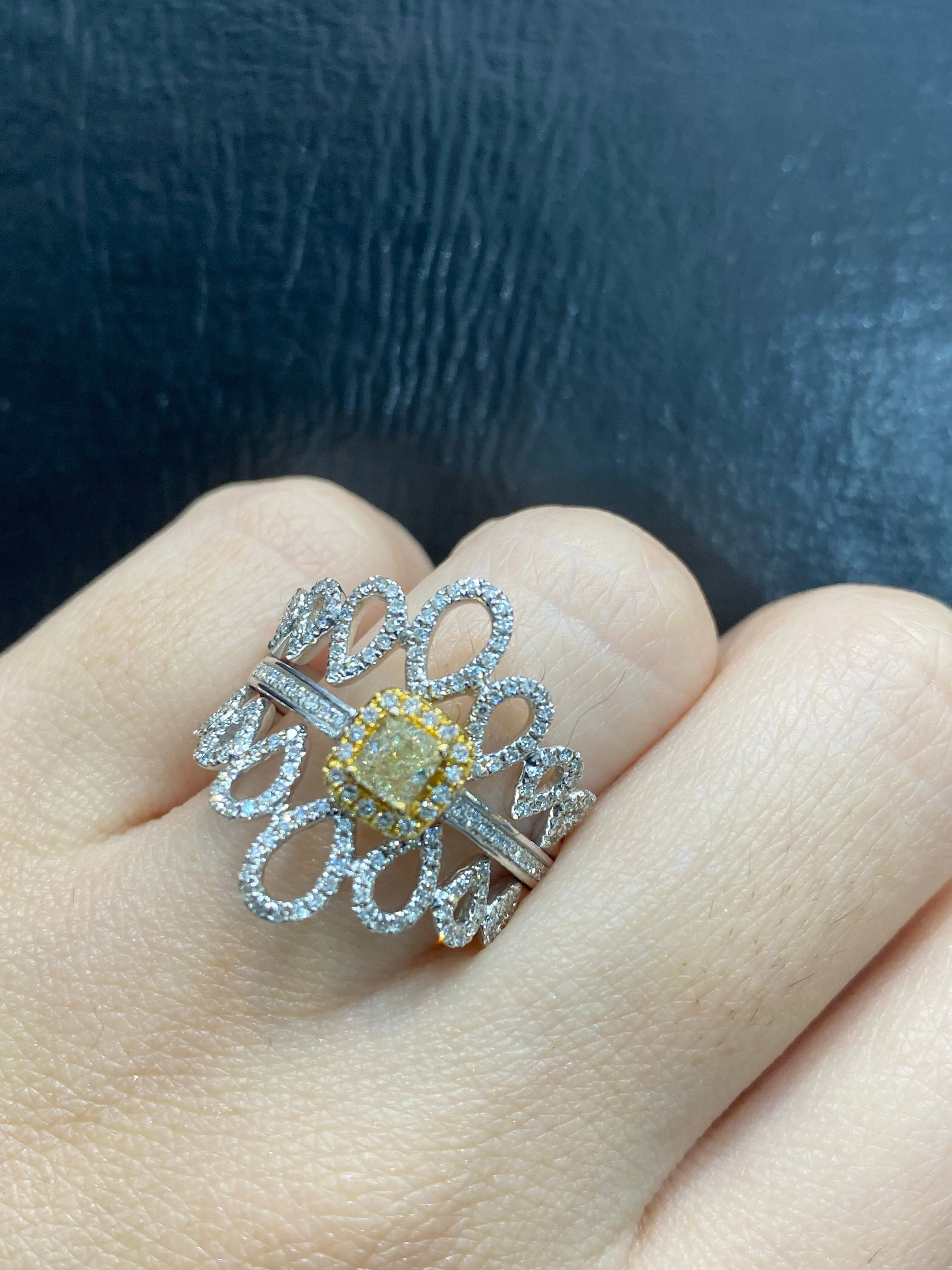 PREORDER | Yellow Twin Diamond Ring 14kt