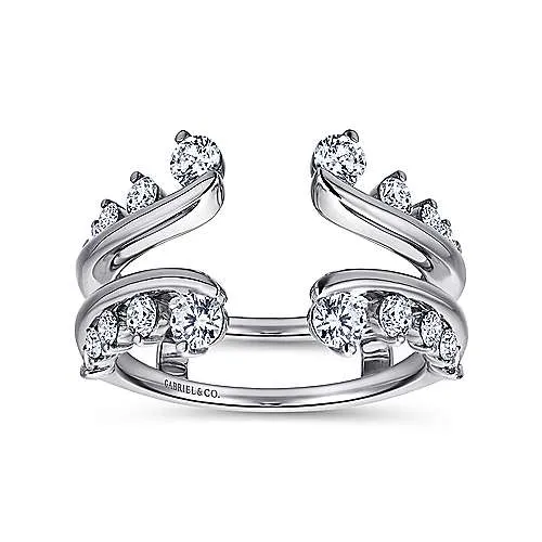 Prong Set Diamond With Flared Diamond Jacket Wedding Band