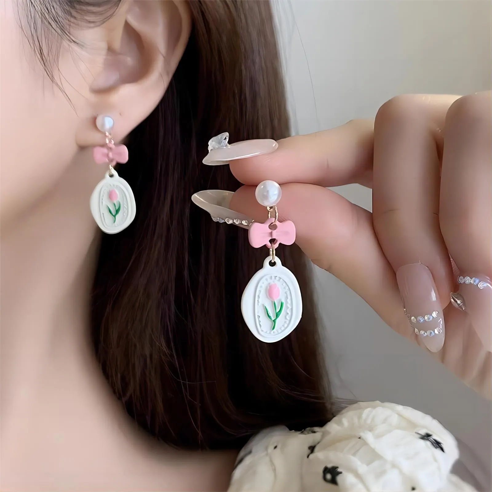 Sweet Bow Pink Tulip Earrings